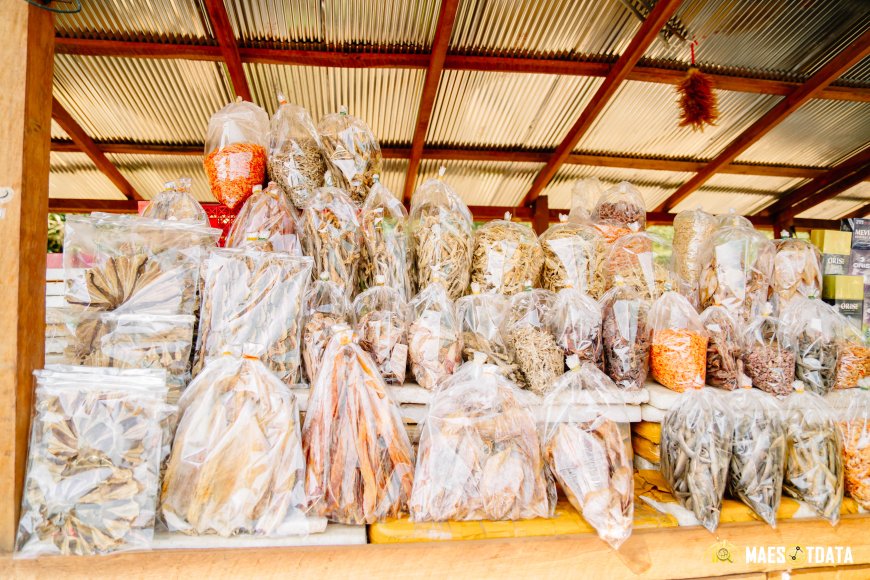 ตลาดริมเมย แม่สอด - สุดประจิมที่ริมเมย ตลาดชายแดนไทย-พม่า  จังหวัดตาก