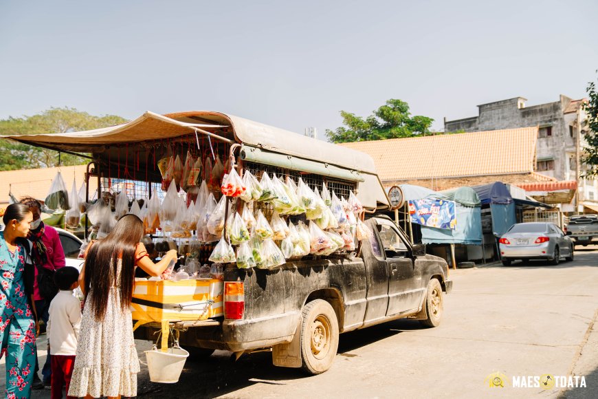 ตลาดริมเมย แม่สอด - สุดประจิมที่ริมเมย ตลาดชายแดนไทย-พม่า  จังหวัดตาก