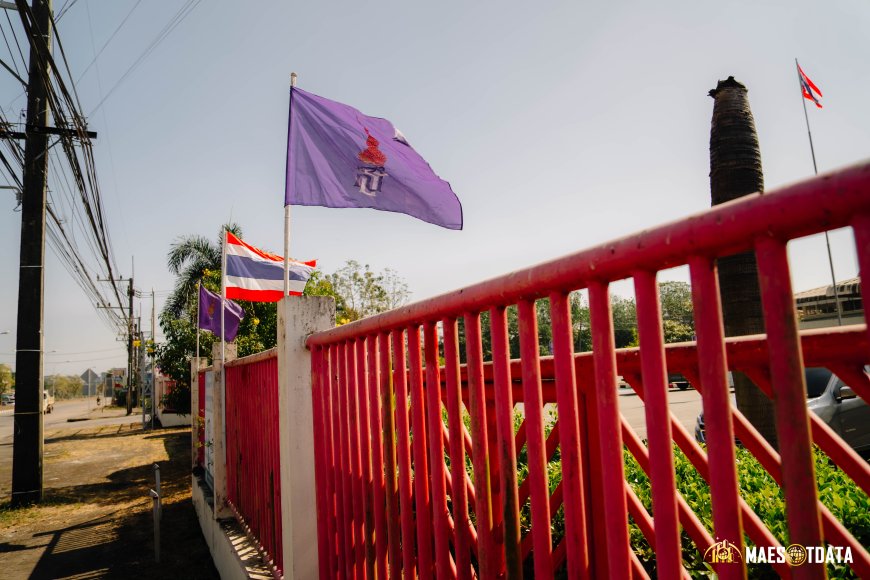 รั่วหน้า สถานีขนส่งผู้โดยสาร อำเภอแม่สอด จังหวัดตาก ชายแดนไทย-พม่า