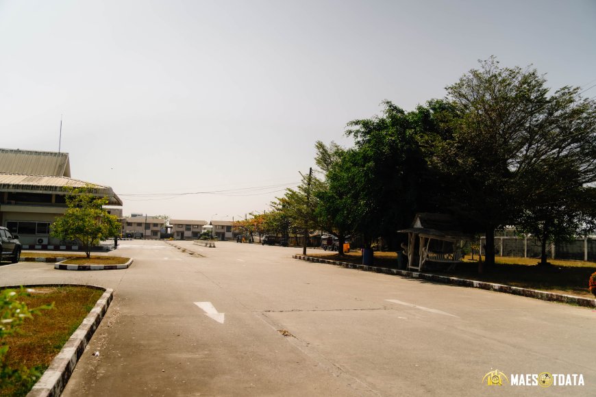 ทางเข้า ออก สถานีขนส่งผู้โดยสาร อำเภอแม่สอด จังหวัดตาก ชายแดนไทย-พม่า