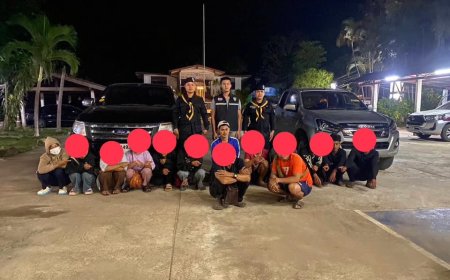 ชุดเฝ้าตรวจชายแดนที่ ๒ ขณะปฏิบัติหน้าที่ ได้ตรวจสอบ รถยนต์ต้องสงสัยจำนวน ๒ คัน