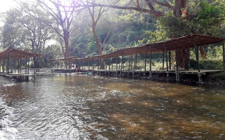 ท่าน้ำแม่ตะลอ ตำบลพระธาตุ