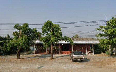 ร้านอาหารครัวทะเลน้อย อาหารตามสั่ง