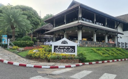 ร้านอาหารเฮือนภูแก้ว (เรือนรับรอง)