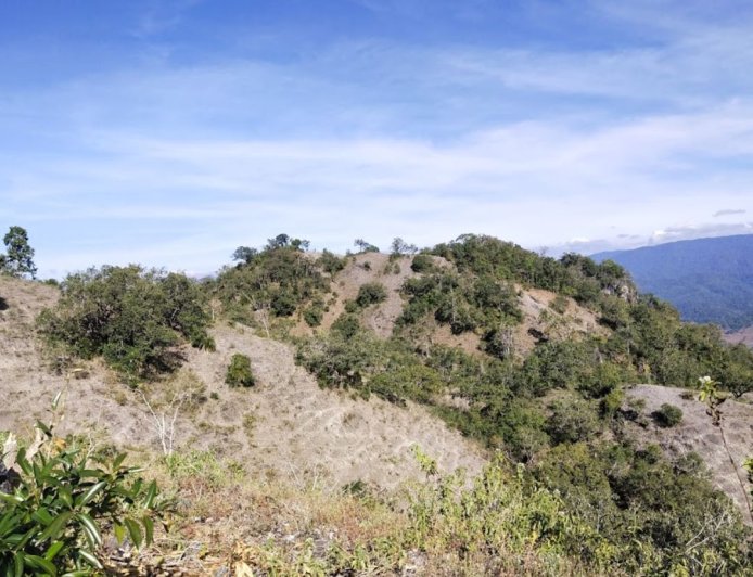 ผาหินลื่น อำเภออุ้มผาง จังหวัดตาก