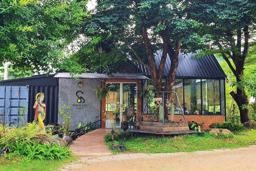 ภูกาษา คาเฟ่ Phukasa Cafe & Onsen