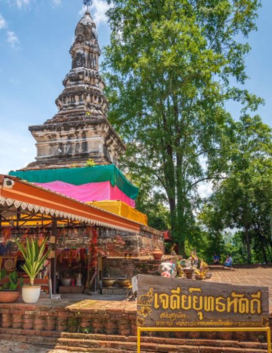 เจดีย์ยุทธหัตถี พระเจดีย์พ่อขุนรามคำแหง (เจดีย์พุ่มข้าวบิณฑ์)