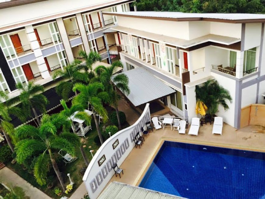 โรงแงมควีนพาเลส Queen Palace Hotel