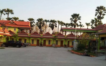 ร่มรื่น รีสอร์ท Romruen Resort