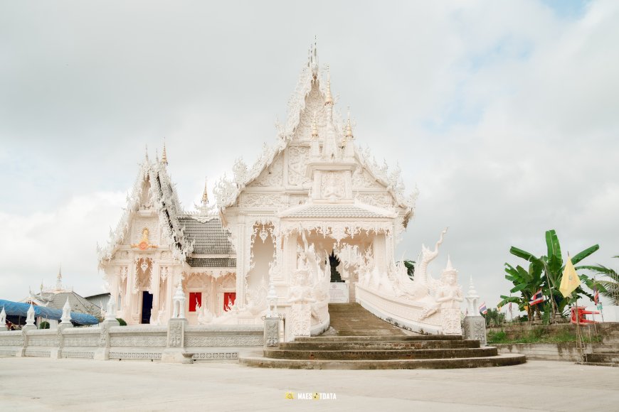 พระธาตุสีขาว วัดแม่ตาว