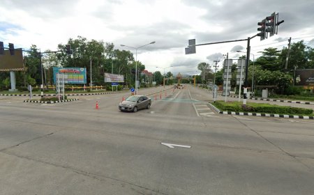 สถานที่ท่องเที่ยว สี่แยกทางหลวง