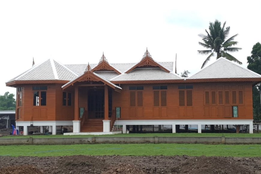 สถานที่ท่องเที่ยว เรือนกฤษณา