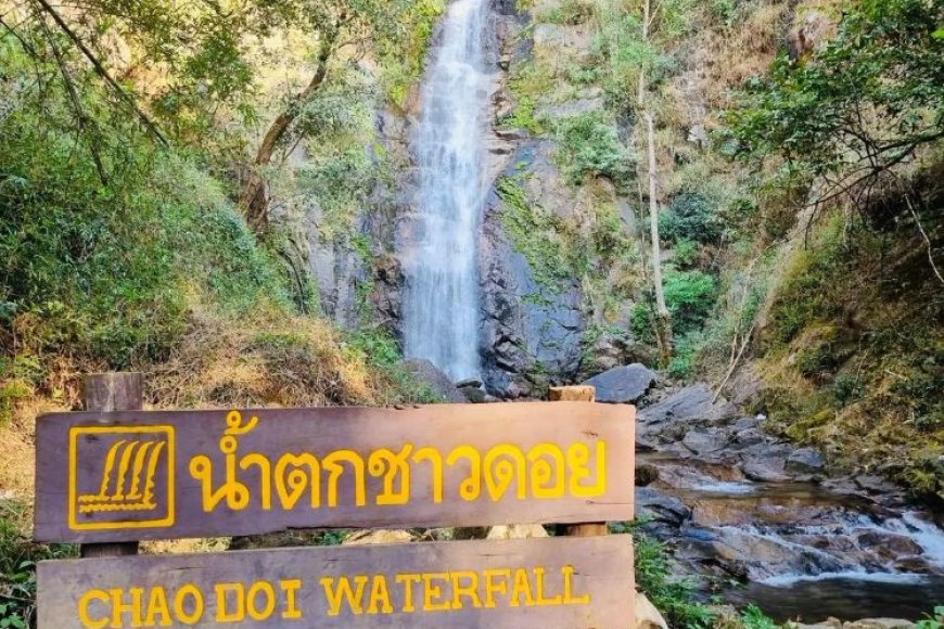น้ำตกชาวดอย อำเภอท่าสองยาง