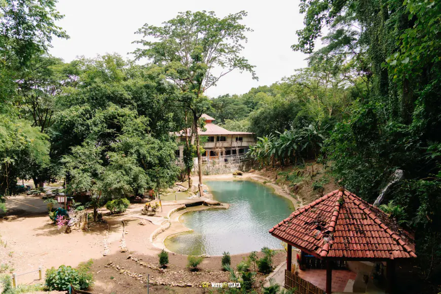น้ำตกแม่กาษา หนึ่งในสถานที่เที่ยวใกล้ตัวเมืองแม่สอด