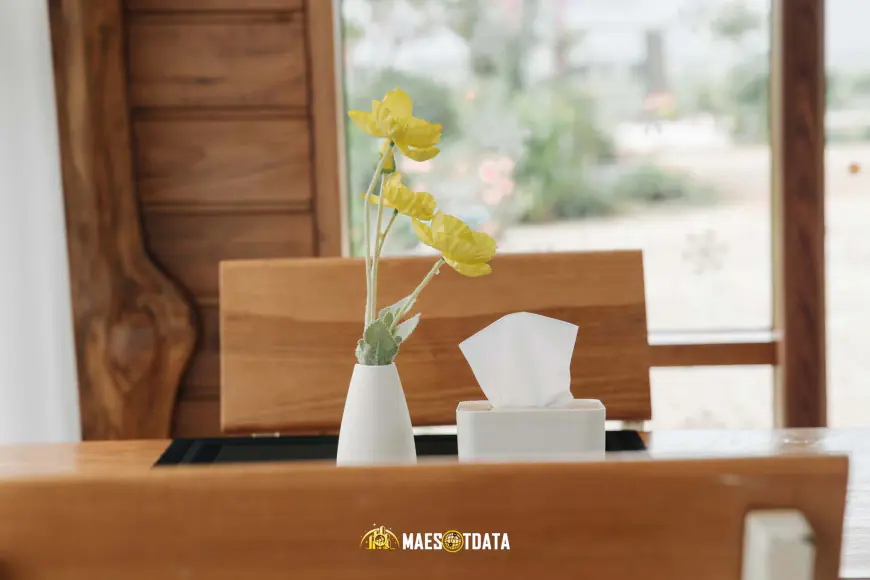 ครอบครัวนั่งพักผ่อนที่ Hits's House Cafe แม่สอด