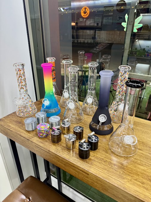 Weed shop enjoy