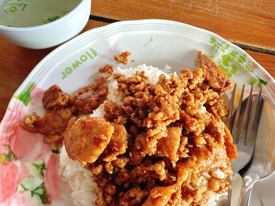 เจ๊ตู่ อาหารตามสั่ง Tu Restaurant