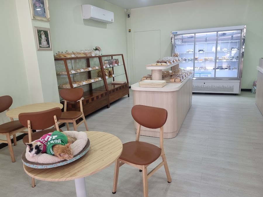 ร้านขนมใบบัว