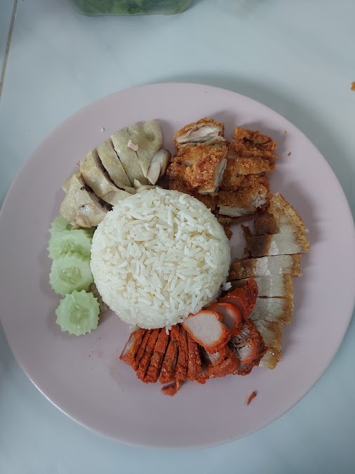 ข้าวมันไก่ประตูชัย(ลำปาง)