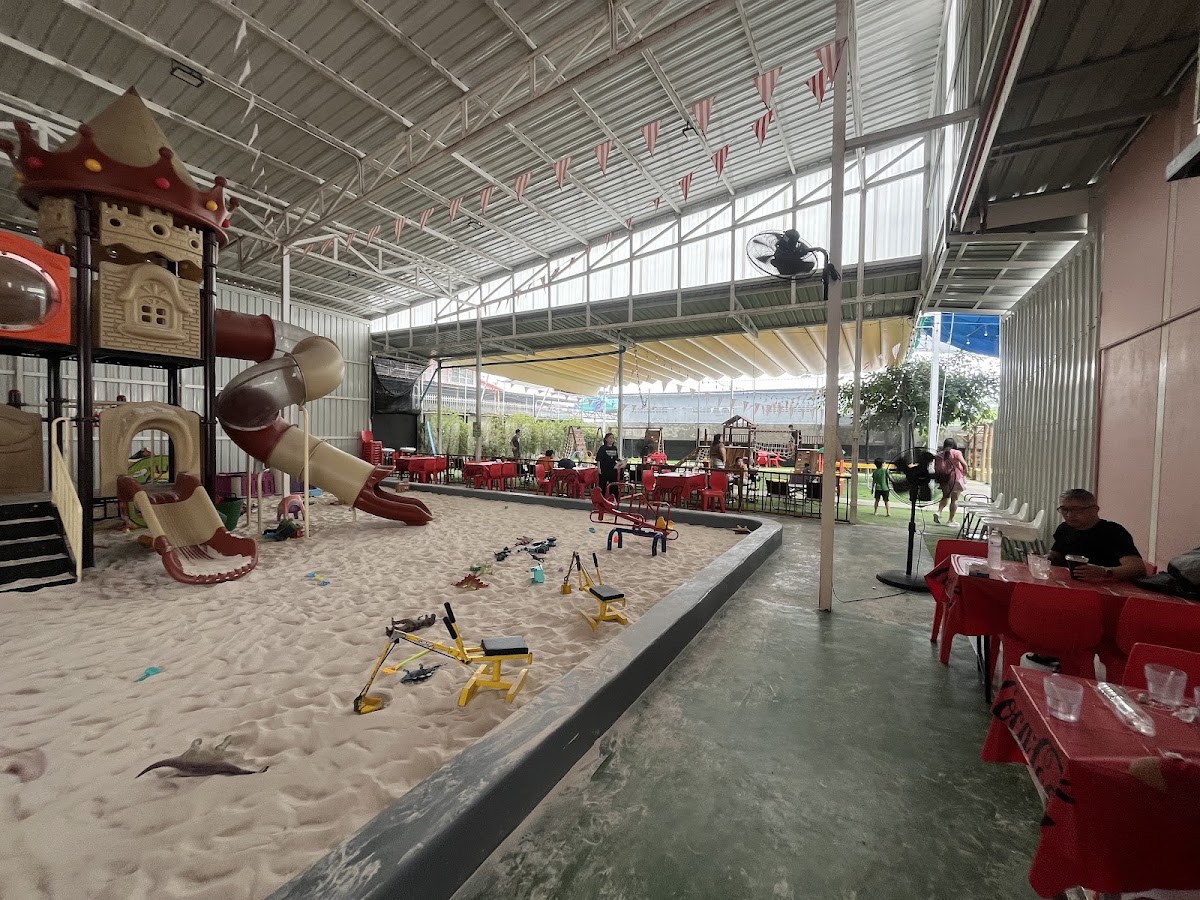 Fair For Kids Cafe' & Playground