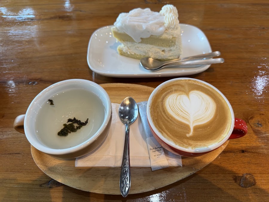Bann Pu Karn café
