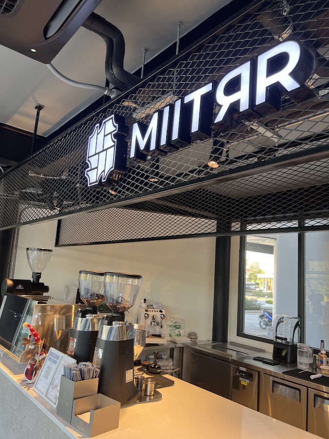 MIITRR Cafe & Bar