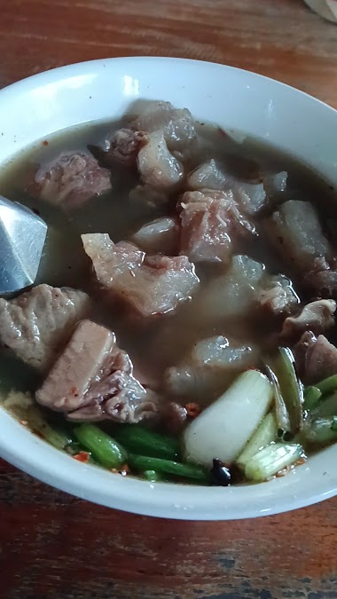 ร้านลาบคนเมือง