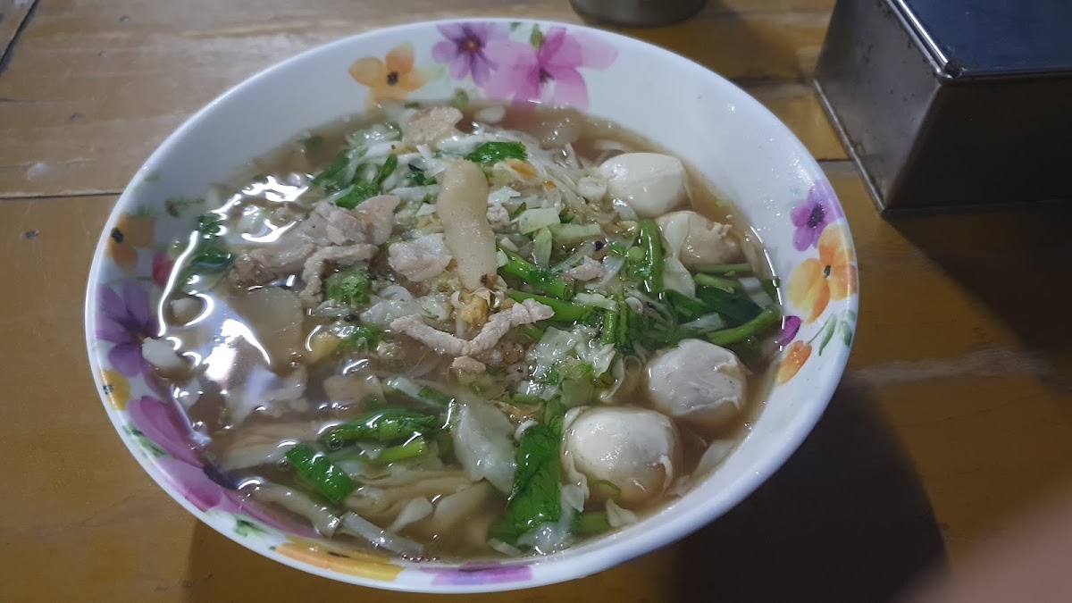 ร้านก๋วยเตี๋ยว พอเพียง