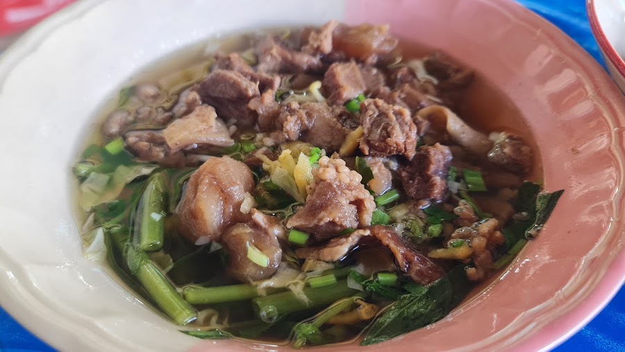 ก๋วยเตี๋ยวป้าน้อย ตามสั่ง