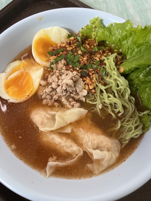 กรอบ-ย่าง จ่าแบล็ค
