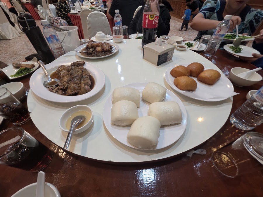 สวนอาหารกวางตุ้ง